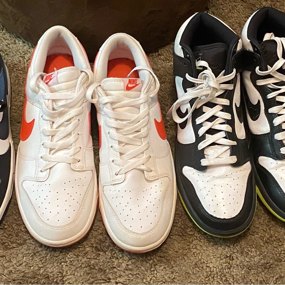 4 pair preowned men sneakers
